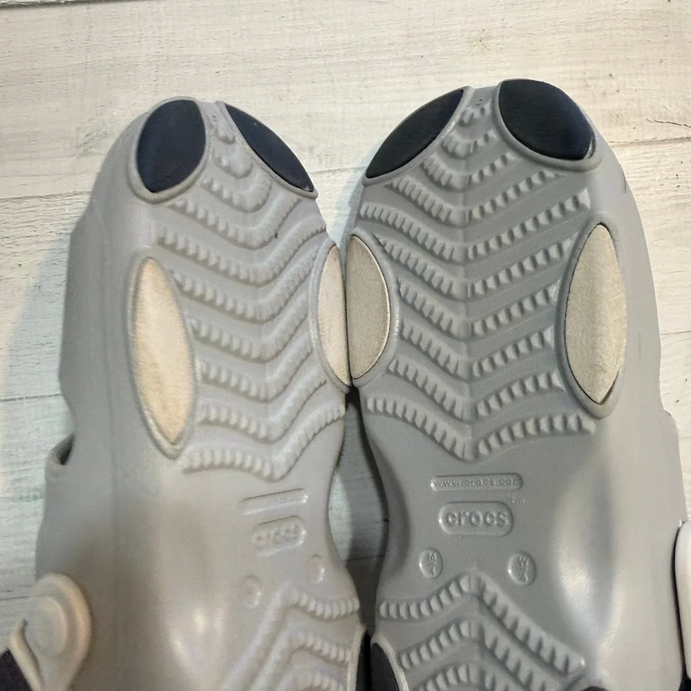 Crocs Classic All Terrain Strap Sandals Light Gray men 4 women's‎ 6